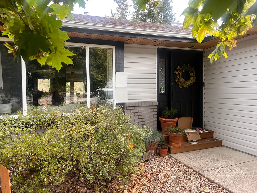 Testing Trim Colours against a house