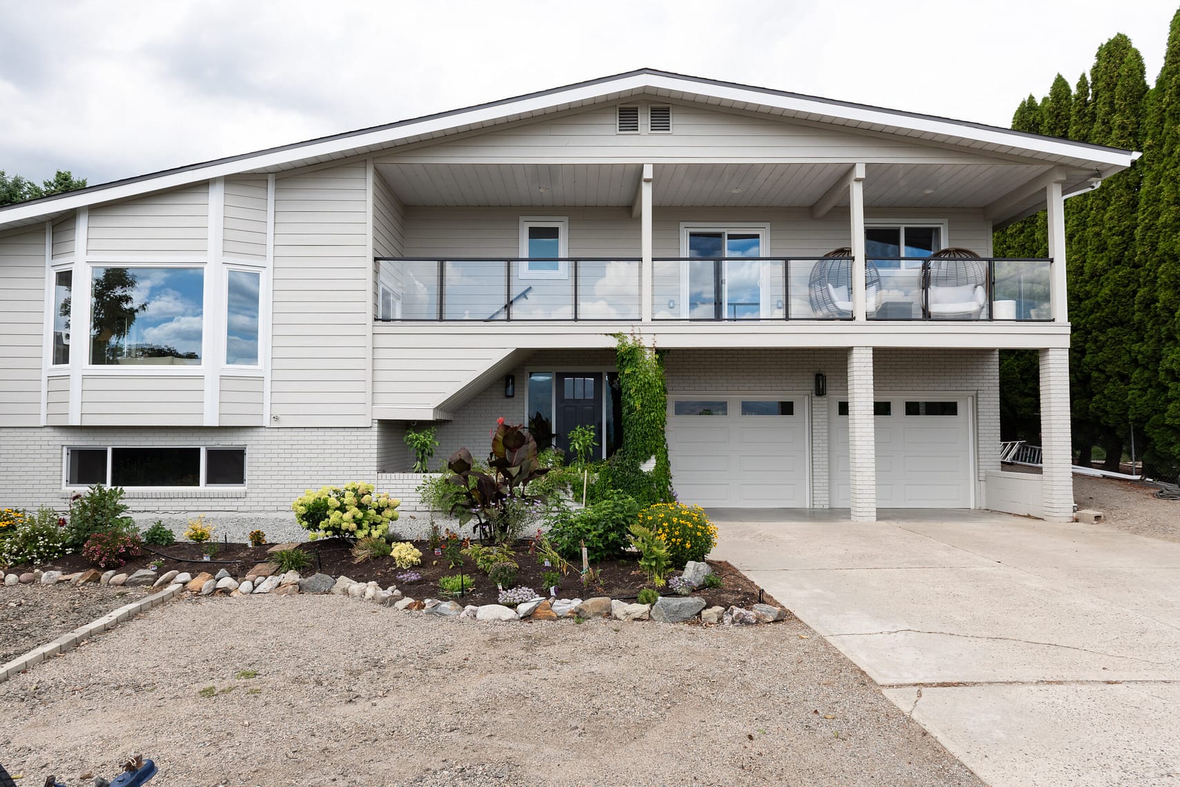 70s home exterior makeover with lp siding
