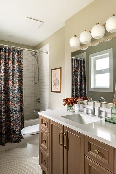 transitional kids bathroom, pops of colour, wood vanity