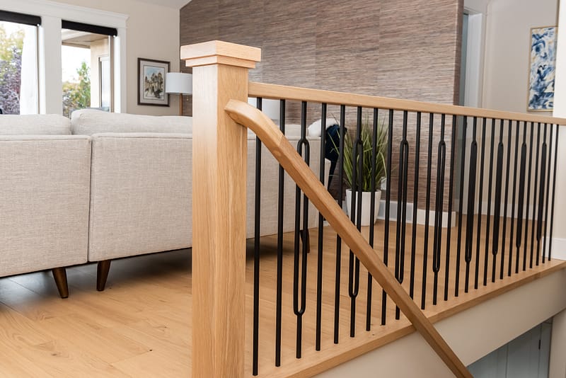 White oak railing with round black spindles